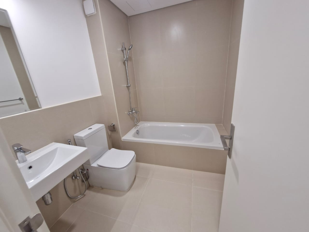 ✨ Luxurious Duplex for Rent in Sedra (Roshn) 🏡